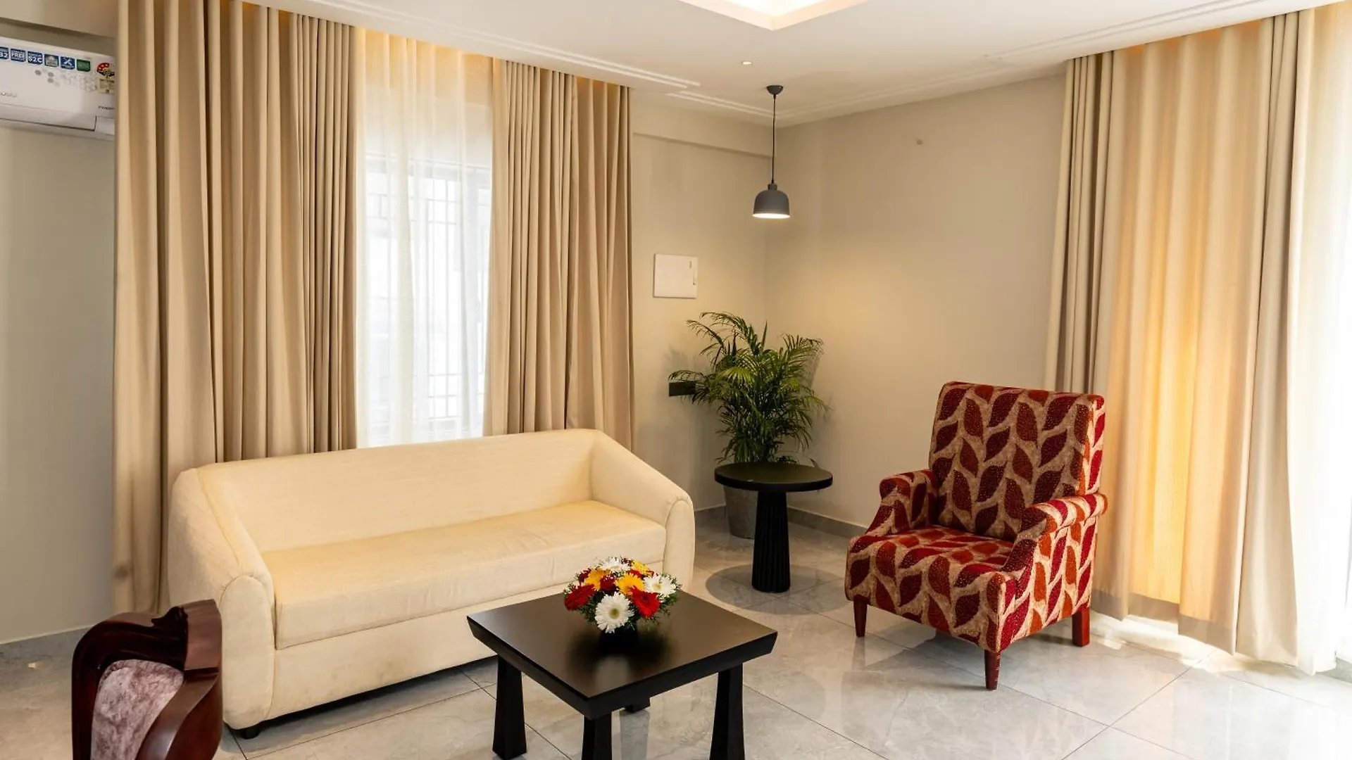 Court 11 By Dimora Hotel Kochi