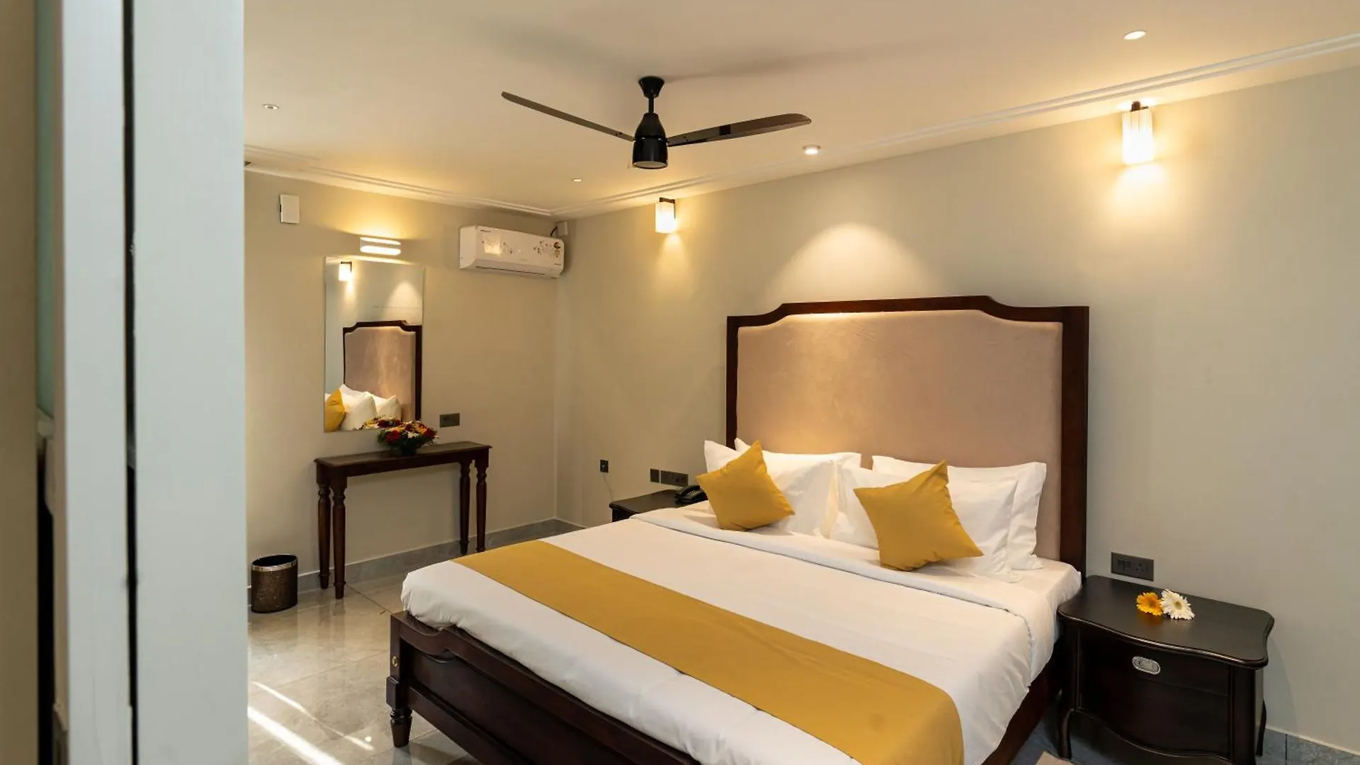 Court 11 By Dimora Hotel Kochi 3*,  India